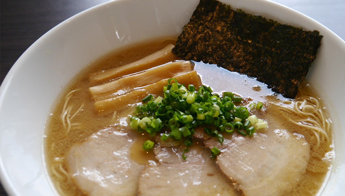 名古屋 八麺山豚骨ラーメン